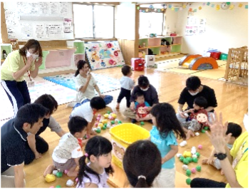 だるまちゃんと!パパも一緒に運動会ごっこ